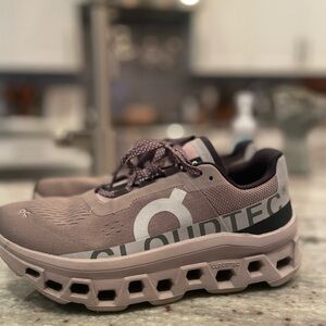 On Cloudtec Cloudrunner Athletic Shoe in Mauve